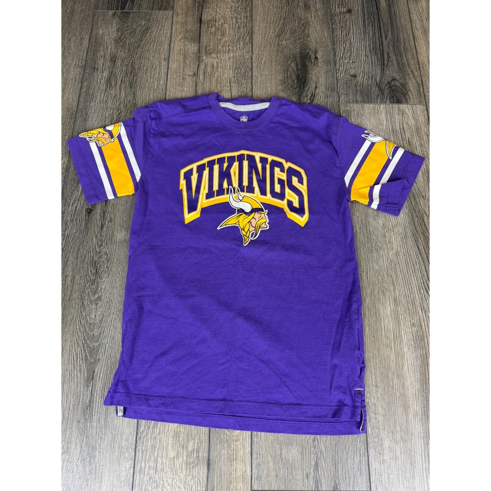 NFL Minnesota Vikings Graphic T Shirt Purple Medium 10/12 Youth Football Fan Tee